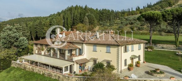 32 bedrooms House in Florence, Italy No. 105635 6