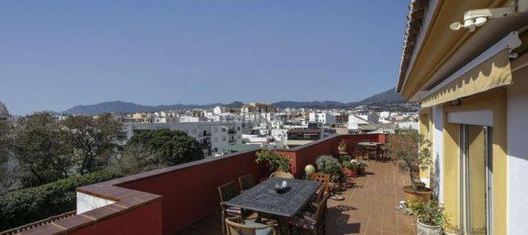 3 bedrooms Penthouse in Marbella, Spain No. 61334 2