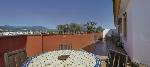 3 bedrooms Penthouse in Marbella, Spain No. 61334 10