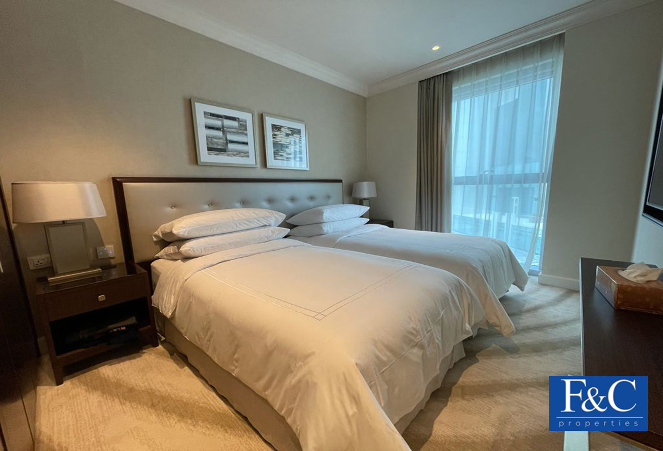 2 bedrooms Apartment in Downtown Dubai (Downtown Burj Dubai), UAE No. 421