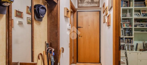 2 bedrooms Apartment in Florence, Italy No. 272082 4