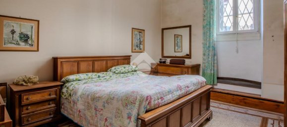 2 bedrooms Apartment in Florence, Italy No. 272082 17