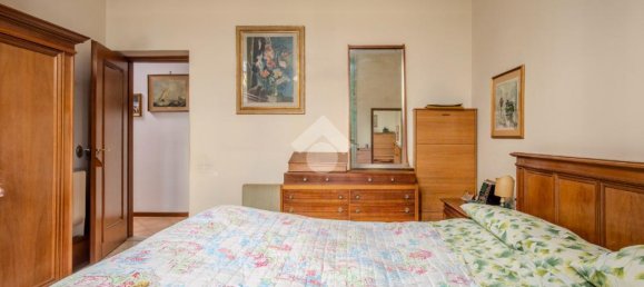 2 bedrooms Apartment in Florence, Italy No. 272082 18