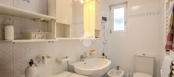 2 bedrooms Apartment in Florence, Italy No. 272082 13