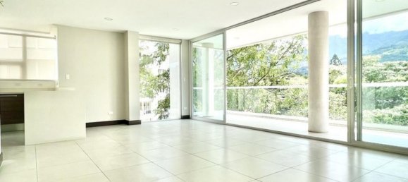 3 Schlafzimmer Eigentumswohnung in Santa Ana, Costa Rica, Nr. 734 5