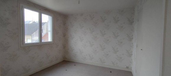 Apartamento de 2 dormitorios en Noyon, France No. 84123 4