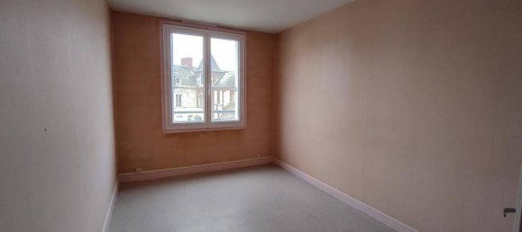 Apartamento de 2 dormitorios en Noyon, France No. 84123 5