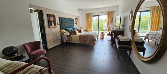 Casa de 4 dormitorios en Solaro, France No. 235281 9