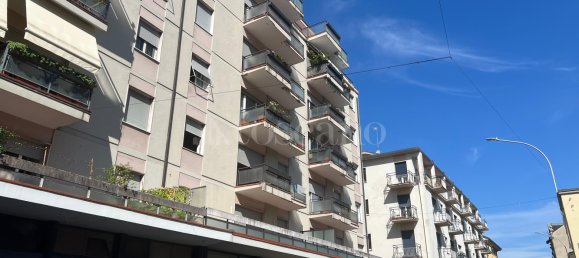3 rooms Apartment in Como, Italy No. 261049 10