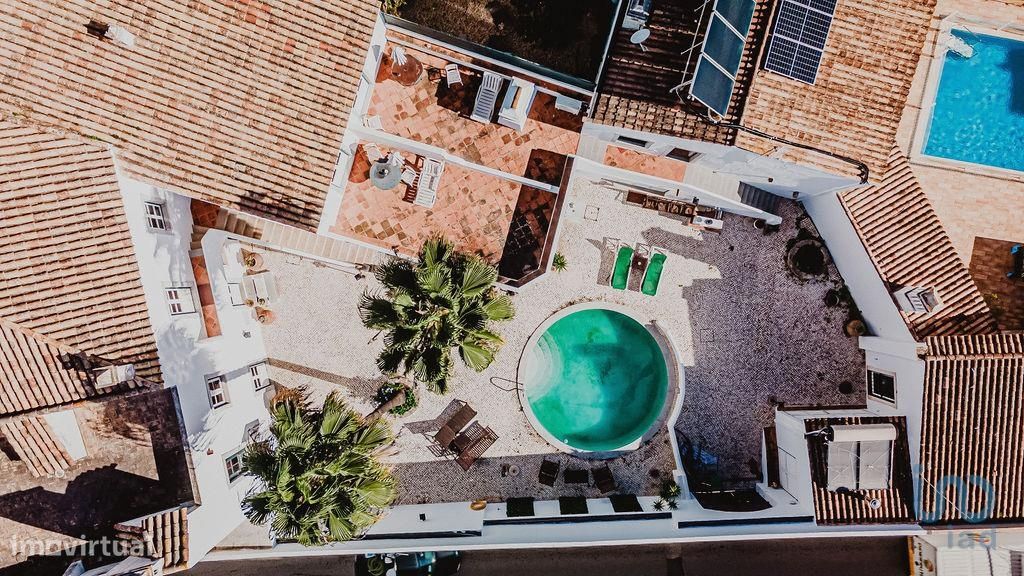 9 bedrooms Villa in Faro, Portugal No. 132091