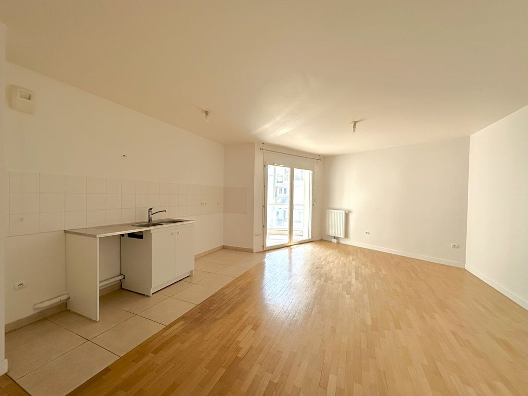 2 bedrooms Apartment in Issy-les-Moulineaux, France No. 352015