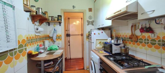 2 rooms Apartment in Rome, Italy No. 130146 9