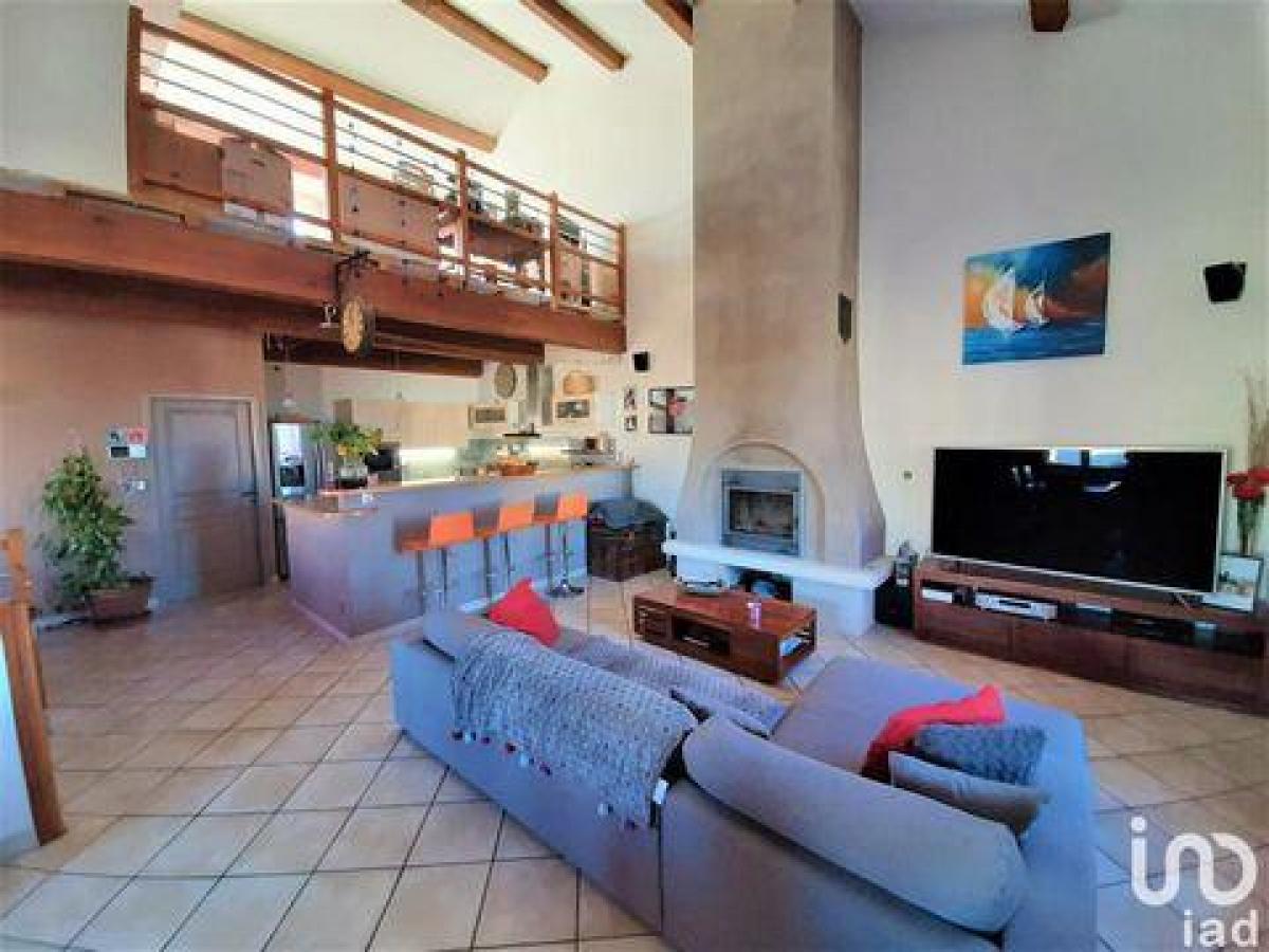 4 bedrooms House in Coursan, France No. 28797