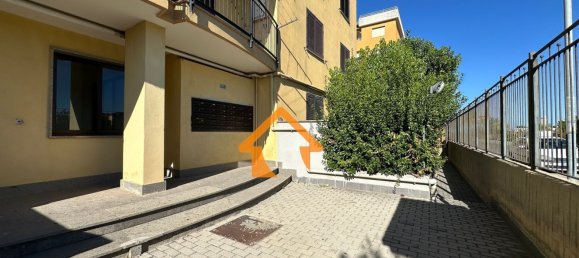 2 غرف نوم شقة في Giugliano in Campania, Italy رقم 325207 3