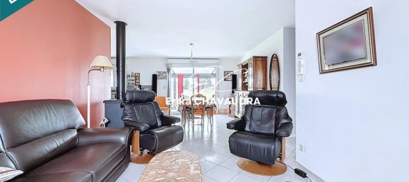 3 Schlafzimmer Haus in Cantin, France, Nr. 308113 3