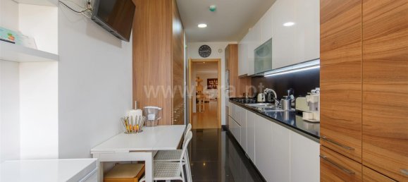 Apartamento de 4 dormitorios en Loures, Portugal No. 97698 10