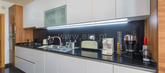 Apartamento de 4 dormitorios en Loures, Portugal No. 97698 11