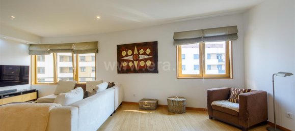 Apartamento de 4 dormitorios en Loures, Portugal No. 97698 3
