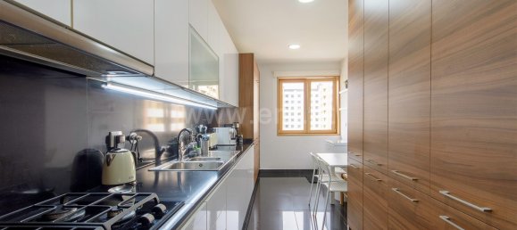 Apartamento de 4 dormitorios en Loures, Portugal No. 97698 9