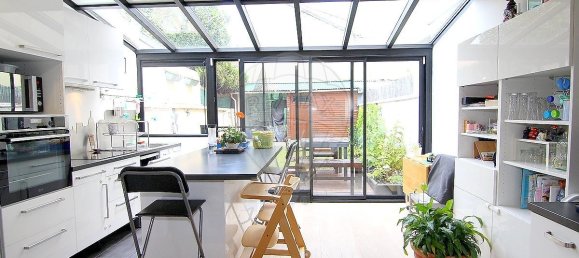 3 Schlafzimmer Haus in Colombes, France, Nr. 318583 8