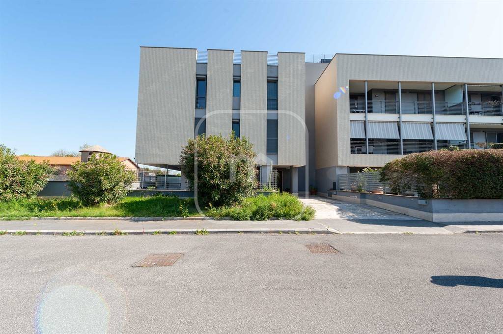 2 bedrooms Apartment in Rome, Italy No. 349059