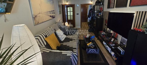 3 Schlafzimmer Wohnung in Coslada, Spain, Nr. 143136 2