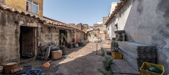 6 Schlafzimmer Haus in Belpasso, Italy, Nr. 333886 23