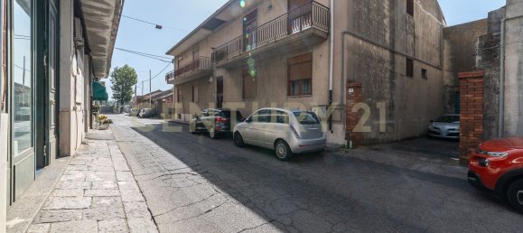6 Schlafzimmer Haus in Belpasso, Italy, Nr. 333886 32