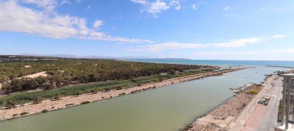 3 bedrooms Penthouse in Guardamar del Segura, Spain No. 183779 2