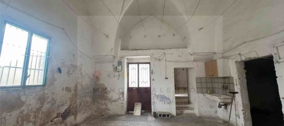 Casa de 5 habitaciónes en Miggiano, Italy No. 133377 16