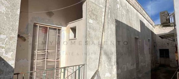 Casa de 5 habitaciónes en Miggiano, Italy No. 133377 14