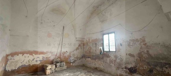 Casa de 5 habitaciónes en Miggiano, Italy No. 133377 23