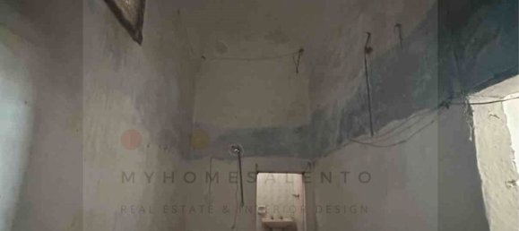 Casa de 5 habitaciónes en Miggiano, Italy No. 133377 3