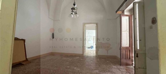 Casa de 5 habitaciónes en Miggiano, Italy No. 133377 13