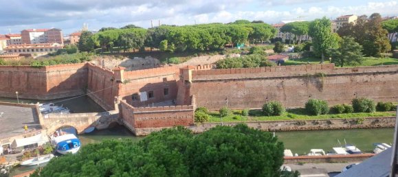 4 bedrooms Apartment in Livorno, Italy No. 358279 6