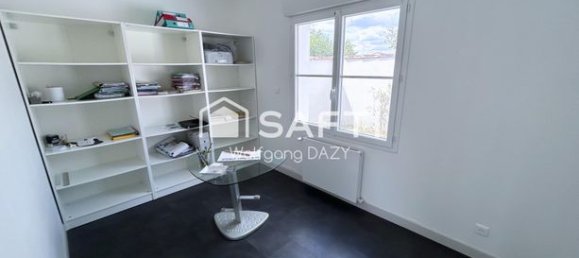 4 bedrooms House in Bonneuil-Matours, France No. 313234 9