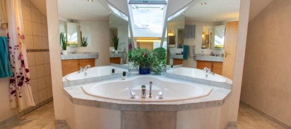 2 Schlafzimmer Doppelhaus in Rosenheim, Germany, Nr. 350525 4