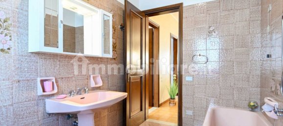 Apartamento de 3 dormitorios en Casnigo, Italy No. 122547 29