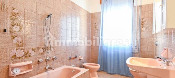 Apartamento de 3 dormitorios en Casnigo, Italy No. 122547 28