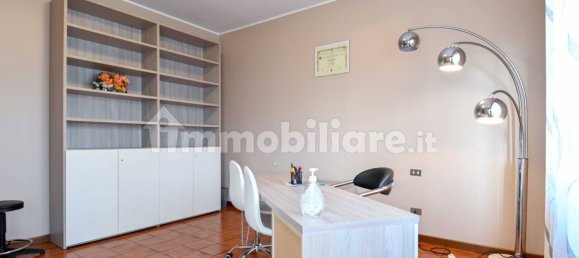 Apartamento de 3 dormitorios en Casnigo, Italy No. 122547 25