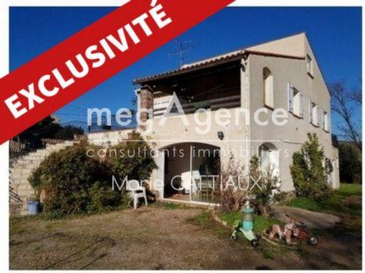 5 bedrooms House in Le Muy, France No. 6800