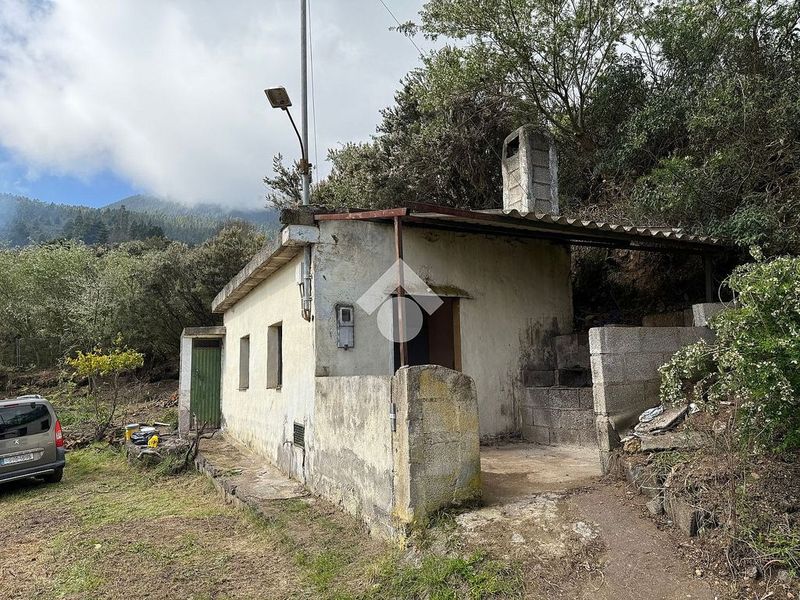 12000m² Land in Los Realejos, Spain No. 244119