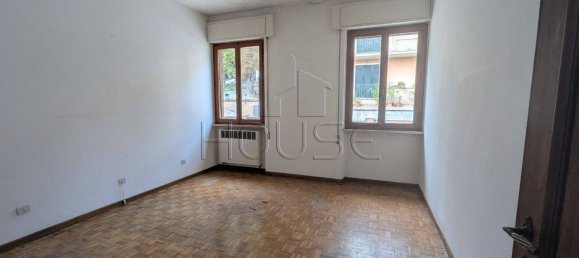 6 Schlafzimmer Wohnung in Montone, Italy, Nr. 353624 8