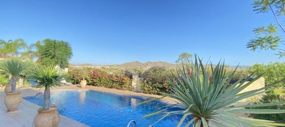 Вилла с 5 спальнями в Гольф-курорт, Испания № 3716 20