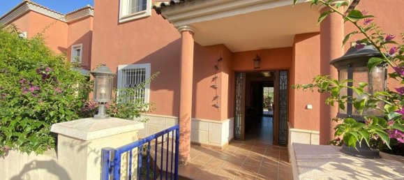 Вилла с 5 спальнями в Гольф-курорт, Испания № 3716 26