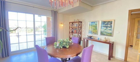 Вилла с 5 спальнями в Гольф-курорт, Испания № 3716 7