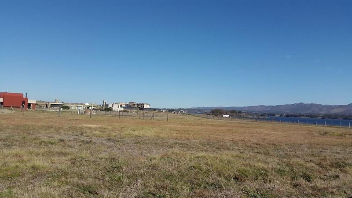  Land in Cordoba, Argentina No. 31032