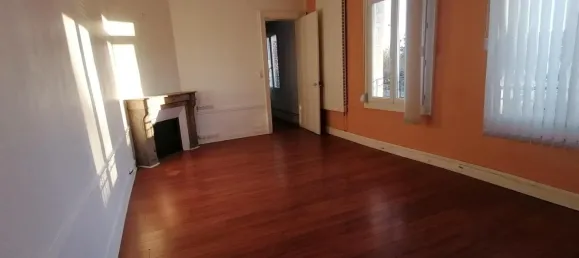 Дом с 10 комнатами в Сен-Кантен, Франция № 81654 10