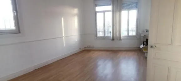 Дом с 10 комнатами в Сен-Кантен, Франция № 81654 13