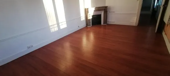 Дом с 10 комнатами в Сен-Кантен, Франция № 81654 9